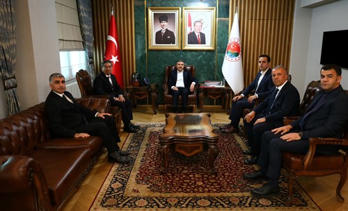 Diyarbakır Meteoroloji Bölge Müdürü Abdülkerim Kaya, Valimiz Sayın Cevdet Atay'ı ziyaret etti