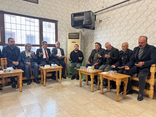 Valimiz Birol Ekici Merhum Servet Olcay'ın Ulu Camii Taziye Evinde Düzenlenen Taziyesine Katıldı 