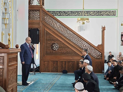 Valimiz Birol Ekici Dünya Birincisi Kârilerin Kur’an Tilaveti Sunduğu Kur’an-ı Kerim Ziyafeti Programına Katıldı