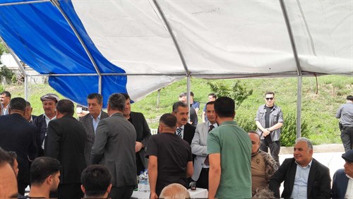 Valimiz Birol Ekici Merhum Hacı Şeker Çağlı’nın Taziyesine Katıldı