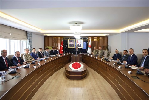 Valimiz Birol Ekici Başkanlığında Mayıs Ayı İl Güvenlik ve Asayiş Koordinasyon Toplantısı Gerçekleştirildi